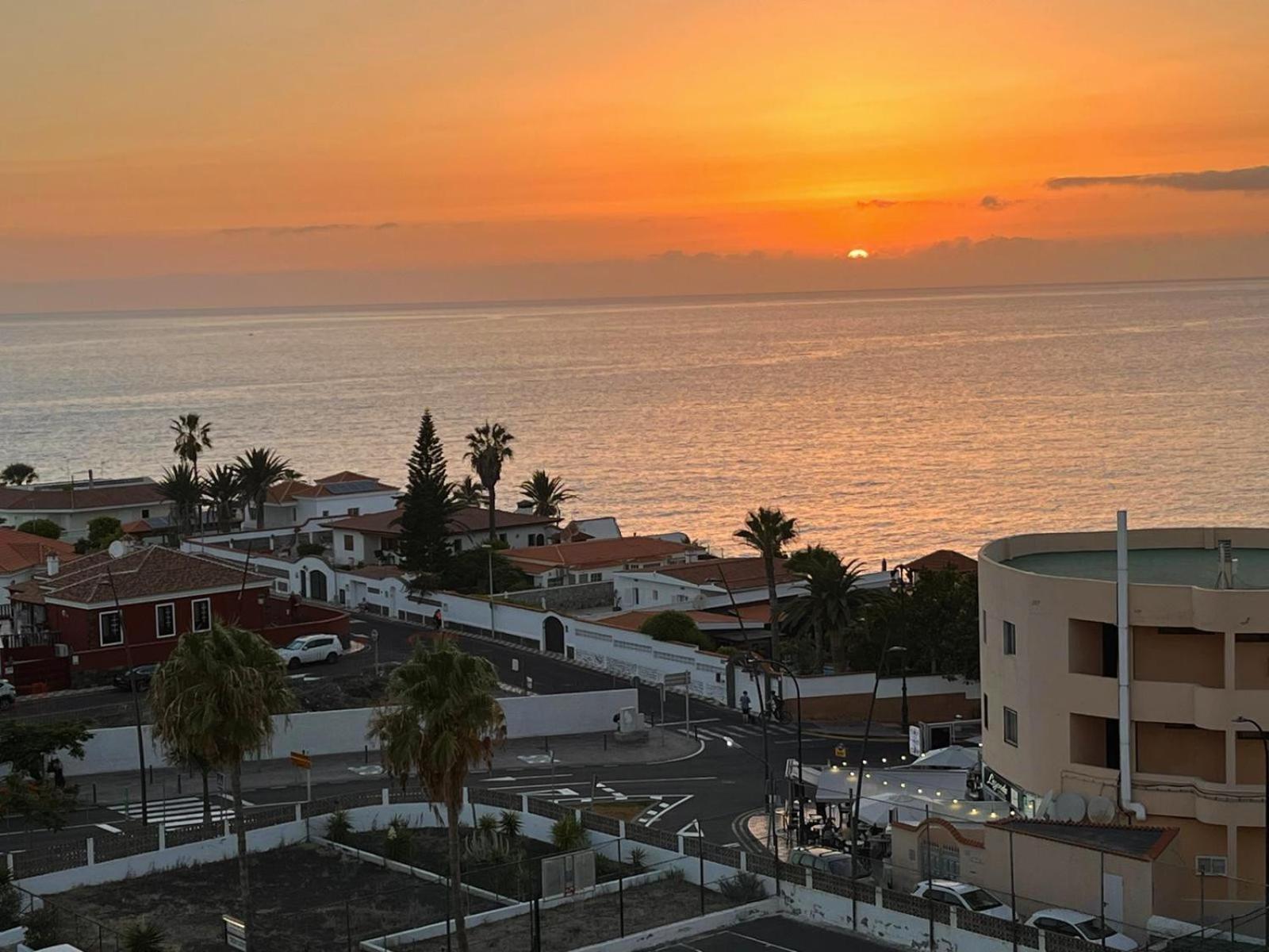 Sunset Arena Beach By Helloapartments Puerto de Santiago  Exterior foto
